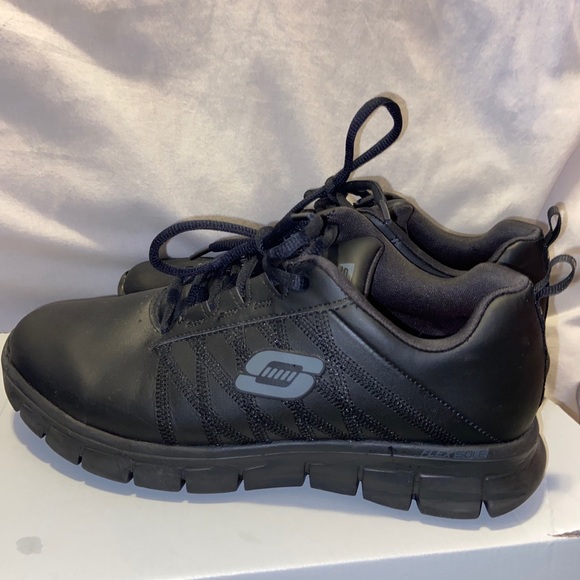Skechers Non-Slip Shoes - Picture 5 of 5